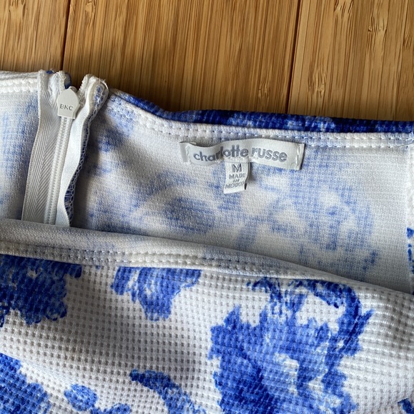 Floral off shoulder dress - Picture 3 of 5